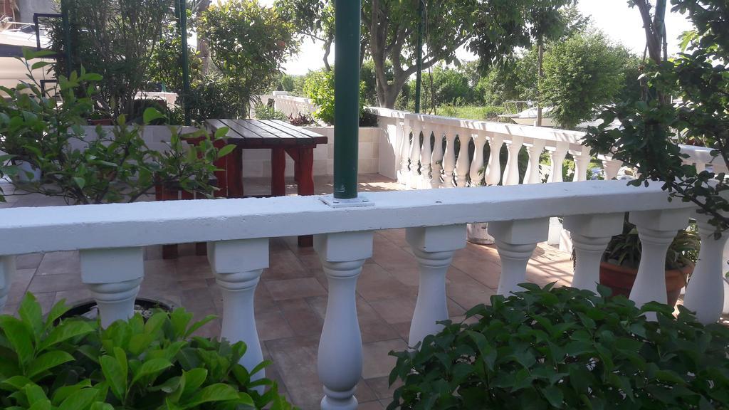 קריקווניצה Apartments Velic מראה חיצוני תמונה