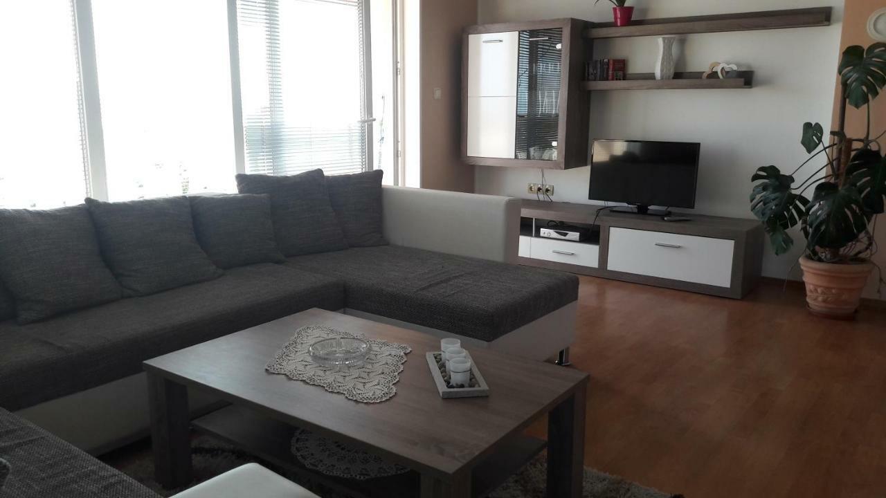 קריקווניצה Apartments Velic מראה חיצוני תמונה