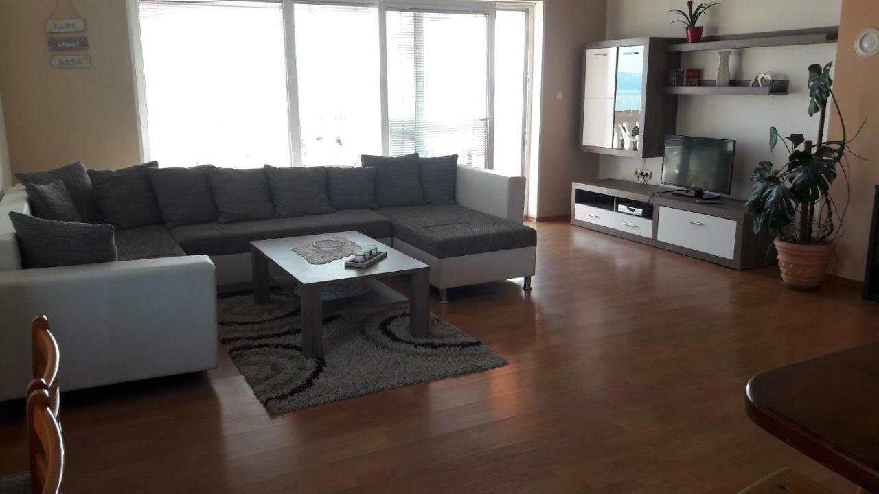 קריקווניצה Apartments Velic מראה חיצוני תמונה