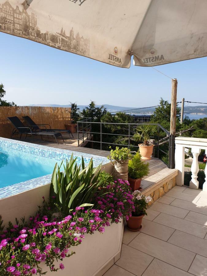 קריקווניצה Apartments Velic מראה חיצוני תמונה