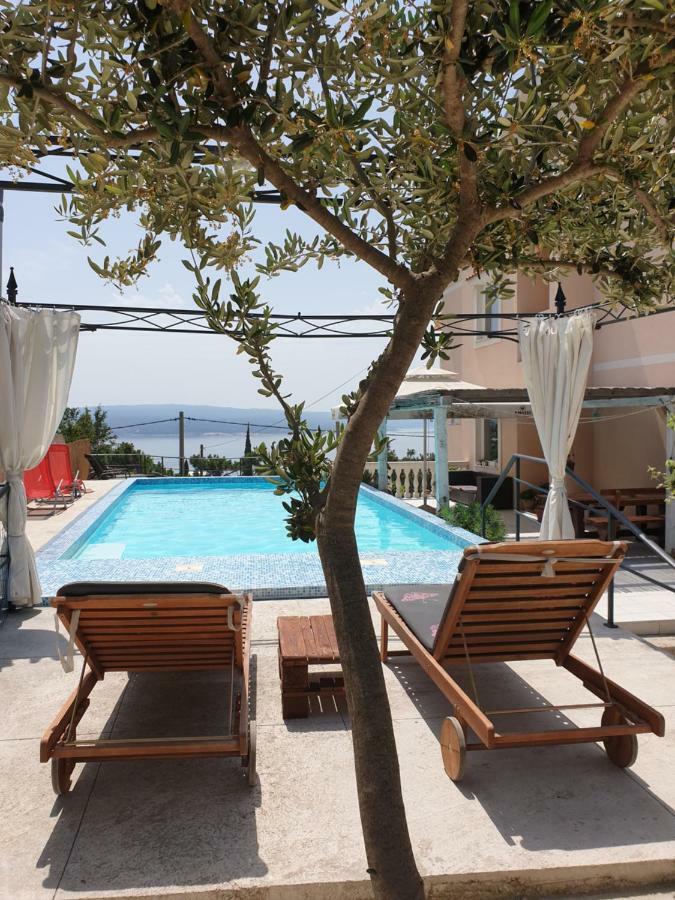 קריקווניצה Apartments Velic מראה חיצוני תמונה